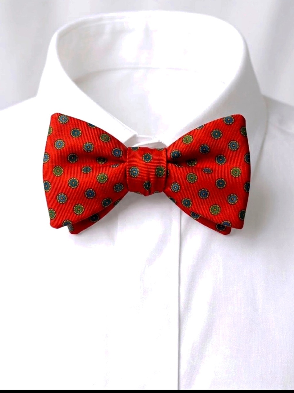 R. Hanauer Silk Bow Tie Red Medallion Foulard Self Tie Adjustable USA Classic